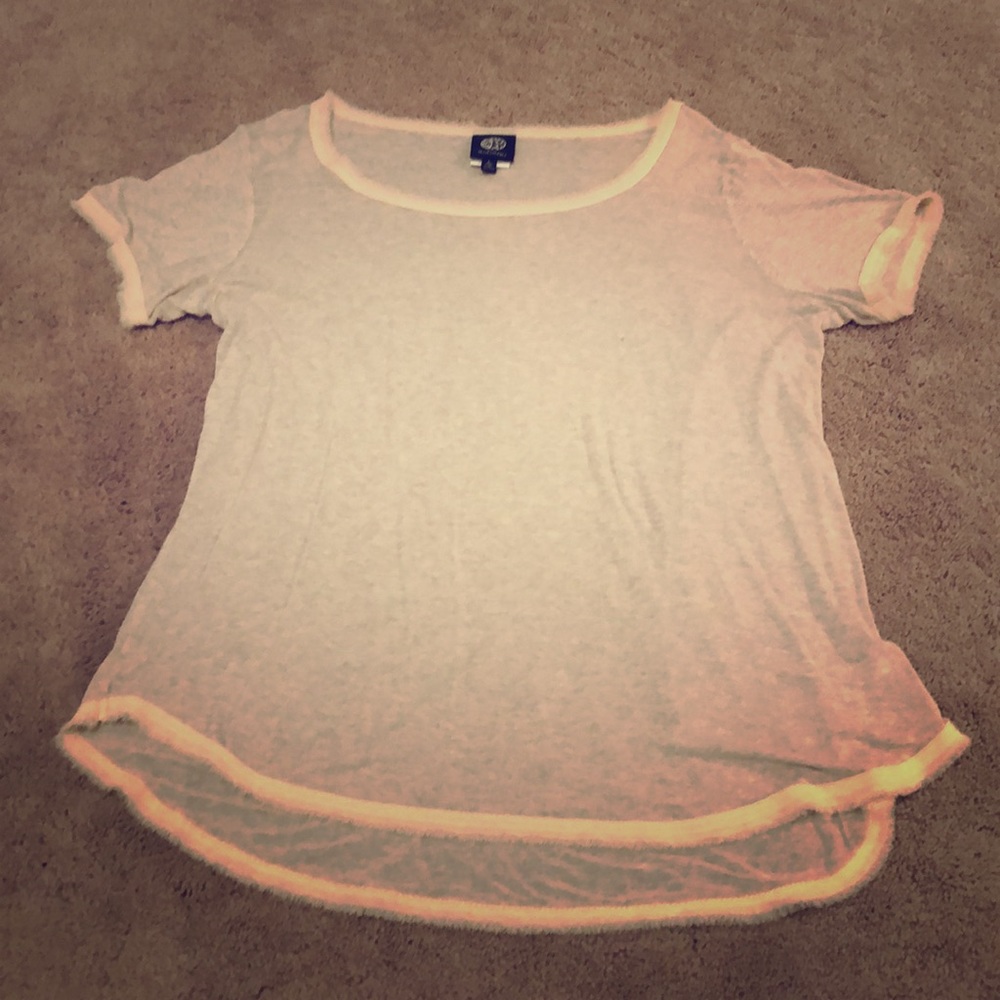 Light weight T-shirt